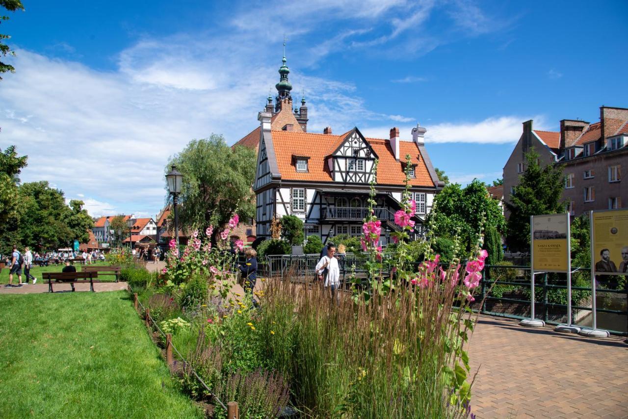 Maya'S Flats & Resorts 61 - Most Milosci Gdansk Luaran gambar